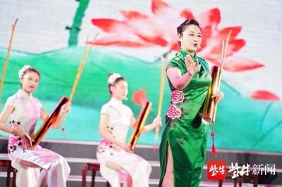 讓非遺“活”起來(lái)！鹽城非遺購(gòu)物節(jié)東臺(tái)西溪盛大開啟，麥秸畫綻放時(shí)代光彩